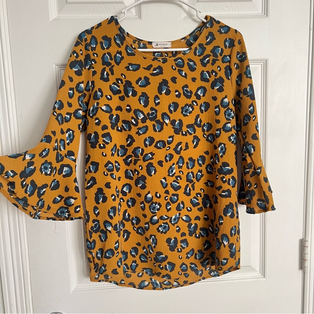 BOMBOM | Mustard Yellow, Blue Bell Sleeve Animal Print Top